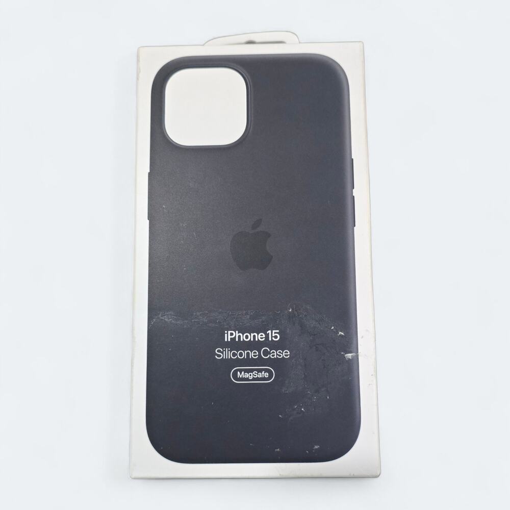 Genuine Apple Iphone 15 Silicone Case MagSafe New